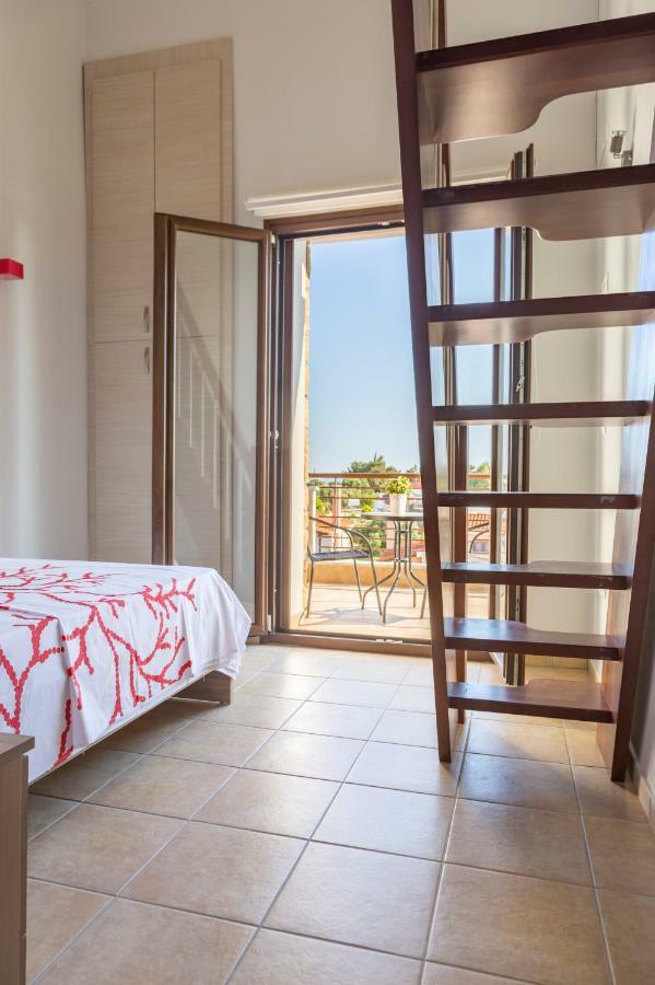 Villa Kristin 2 - 2Min Walk To Great Sandy, Shallow Beach Nikiti  Luaran gambar